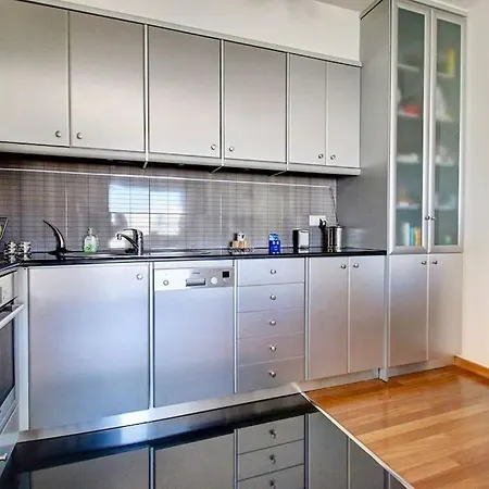 Apartment Odyssey Front *
