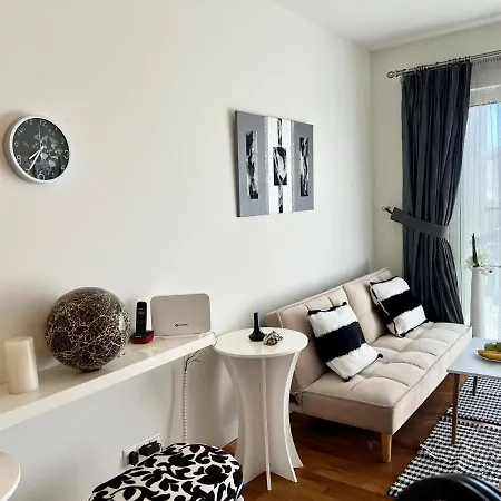 Apartment Odyssey Front *